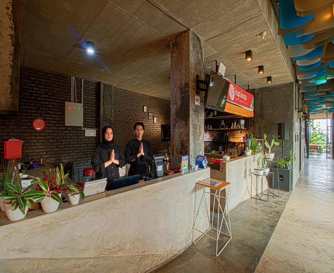 D'Journey Hotel Lembang Extérieur photo